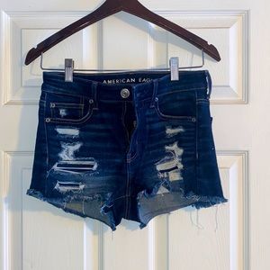 American Eagle Shorts size 2!
